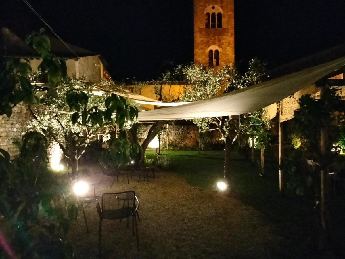 Badia Giulia Prestigious Historical B&B, Camaiore - Adults Only - No Pets Dış mekan fotoğraf