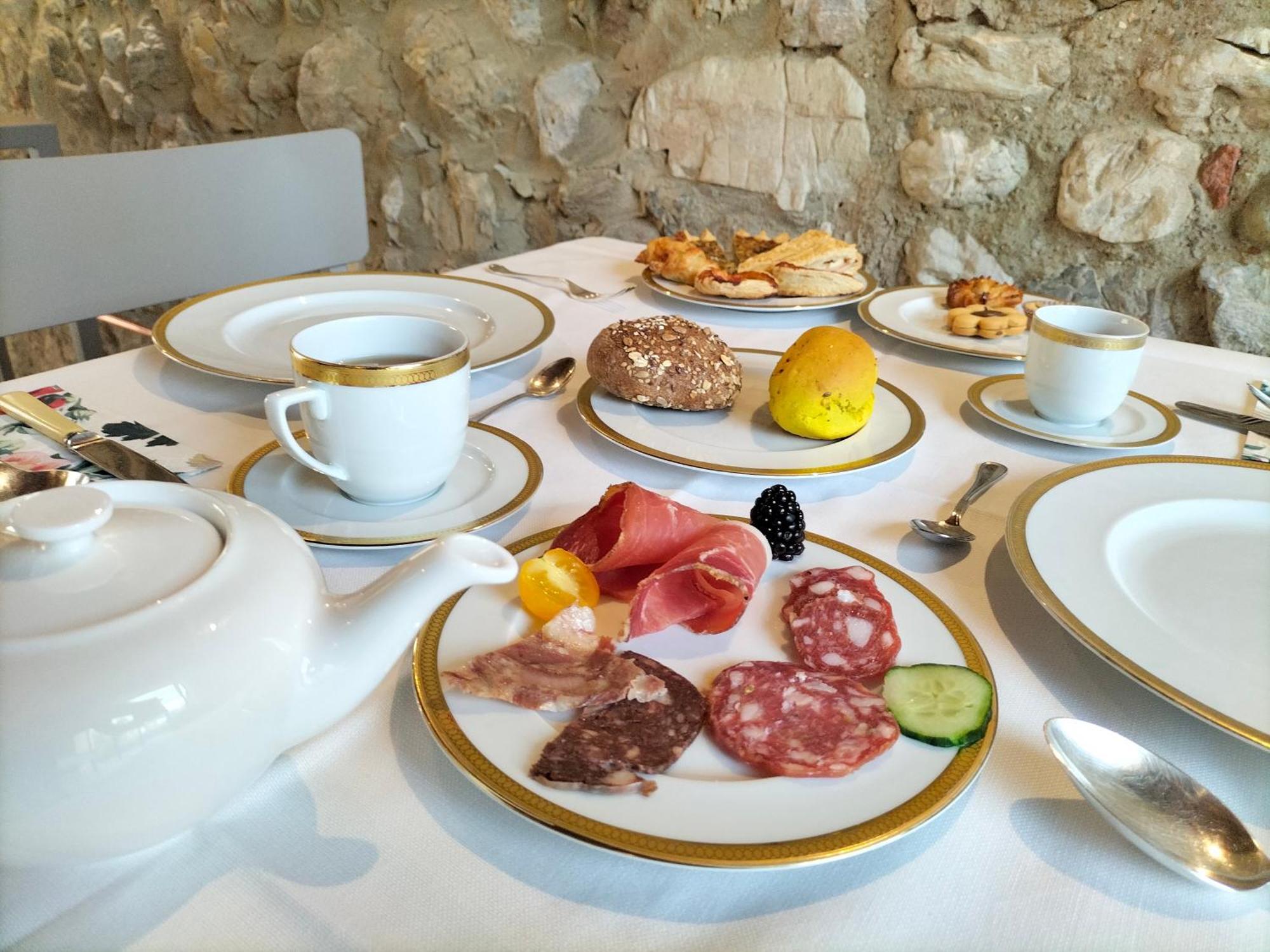 Badia Giulia Prestigious Historical B&B, Camaiore - Adults Only - No Pets Dış mekan fotoğraf